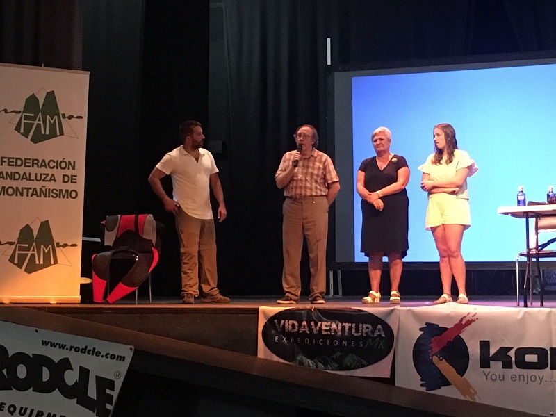 0-000000000000000000000000000000000002