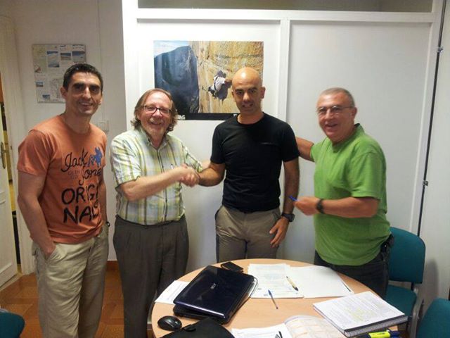 JuliojuntoaManoloCAstroPabloyGuillermo